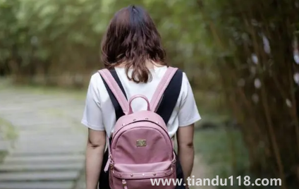 大學(xué)開學(xué)要不要貧困證明(大學(xué)里面的貧困證明怎么開)(圖1) 大學(xué)開學(xué)要不要貧困證明1