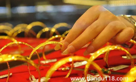 買五金女方媽媽一起去合適嗎(結(jié)婚為什么要準(zhǔn)備五金)(圖2) 買五金女方媽媽一起去合適嗎2