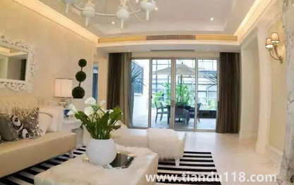 空調(diào)吹出來黑色像煤炭一樣的東西是什么(空調(diào)吹出來黑色像煤炭一樣的東西會影響健康嗎)(圖2) 空調(diào)吹出來黑色像煤炭一樣的東西是什么2