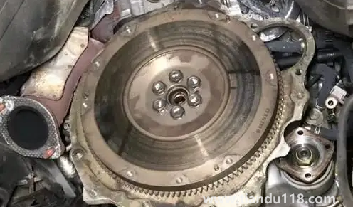 汽車飛輪壞了必須馬上換嗎3