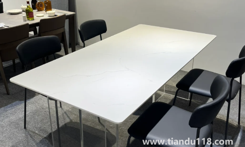 德利豐巖板一米是多少錢(依諾巖板和德利豐巖板哪個好)(圖3) 德利豐巖板一米是多少錢3