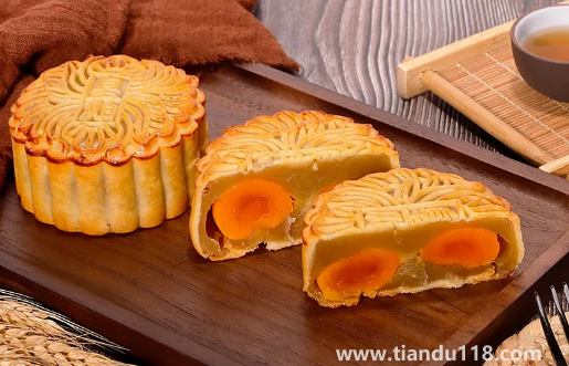 一個月餅的熱量相當(dāng)于幾個雞腿(月餅的熱量為什么這么高)(圖1) 一個月餅的熱量相當(dāng)于幾個雞腿1