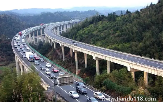 2022國慶節(jié)高速免費可以提前上高速嗎（國慶節(jié)公路交通注意事項）