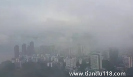 2022重慶幾月份開(kāi)始穿長(zhǎng)袖（重慶熱到幾月份才結(jié)束）