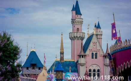 2022萬(wàn)圣節(jié)上海迪士尼幾點(diǎn)關(guān)門時(shí)間幾點(diǎn)開(kāi)門(萬(wàn)圣節(jié)去迪士尼好不好玩)(圖2) 2022萬(wàn)圣節(jié)上海迪士尼幾點(diǎn)關(guān)門時(shí)間幾點(diǎn)開(kāi)門2