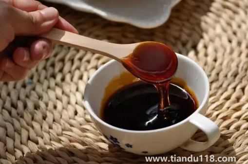 秋梨膏可以用鐵鍋熬嗎(秋梨膏可以天天喝嗎)(圖3) 秋梨膏可以用鐵鍋熬嗎3