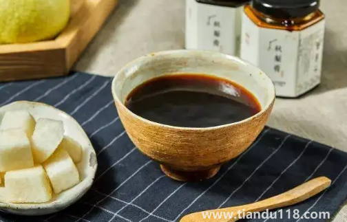 秋梨膏加川貝好還是羅漢果好(秋梨膏放什么中藥好)(圖2) 秋梨膏加川貝好還是羅漢果好2