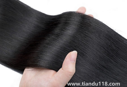 女生帶假發(fā)片帶高點還是低點好（女生帶假發(fā)片怎么戴）