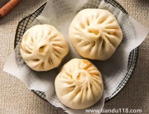 包子蒸成什么樣算熟了(包子蒸多少分鐘就熟了)(圖2) 包子蒸成什么樣算熟了2