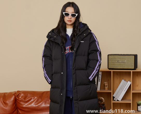 鵝絨服是不是比鴨絨服?。ㄓ鸾q服鴨絨好還是鵝絨的好）