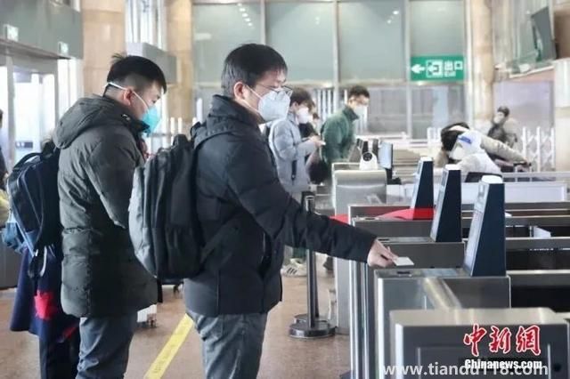 吳尊友:春運(yùn)使疫情可能更加復(fù)雜 你怎么看